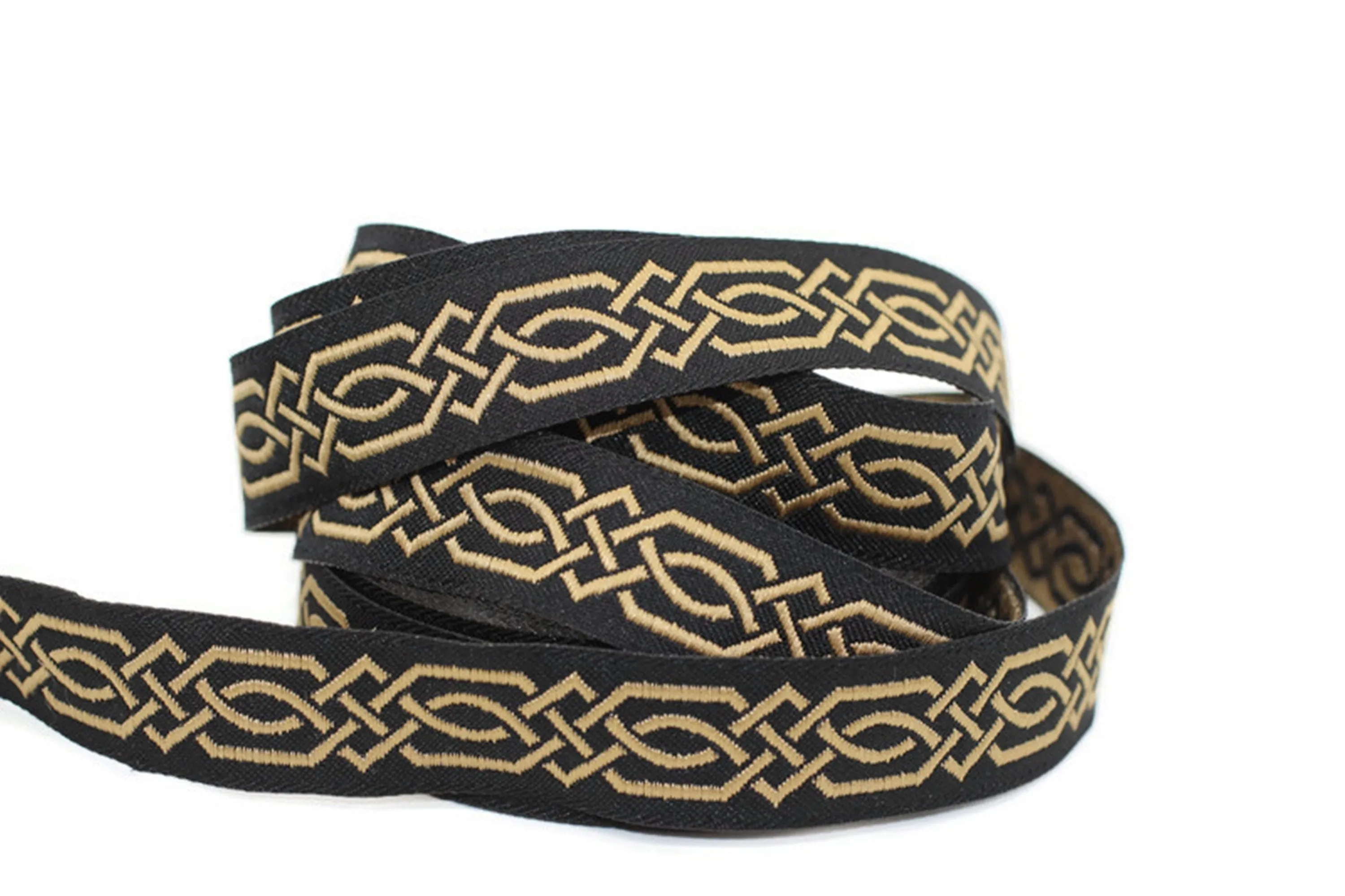 20 mm Golden-Black Celtic Claddagh 0.78 (inch) | Celtic Ribbon | Embroidered Woven Ribbon | Jacquard Ribbon | 20 mm Wide | 20272