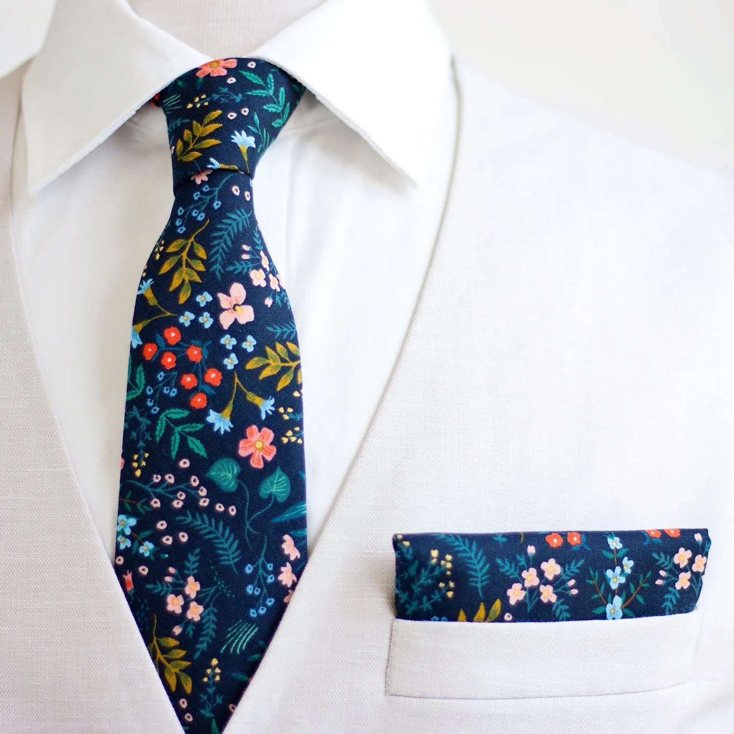 Men's Pocket Square / Navy Metallic Floral