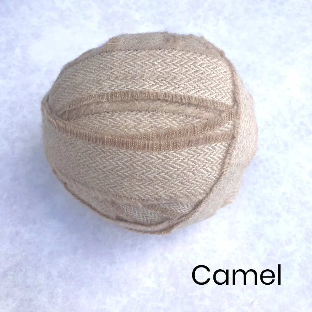 MYSTERY NEUTRAL - Woollen Blanket Yarn - £5 / 250g Ball!